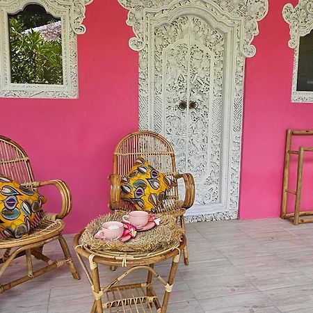 Отель United Colors Of Lembongan Экстерьер фото
