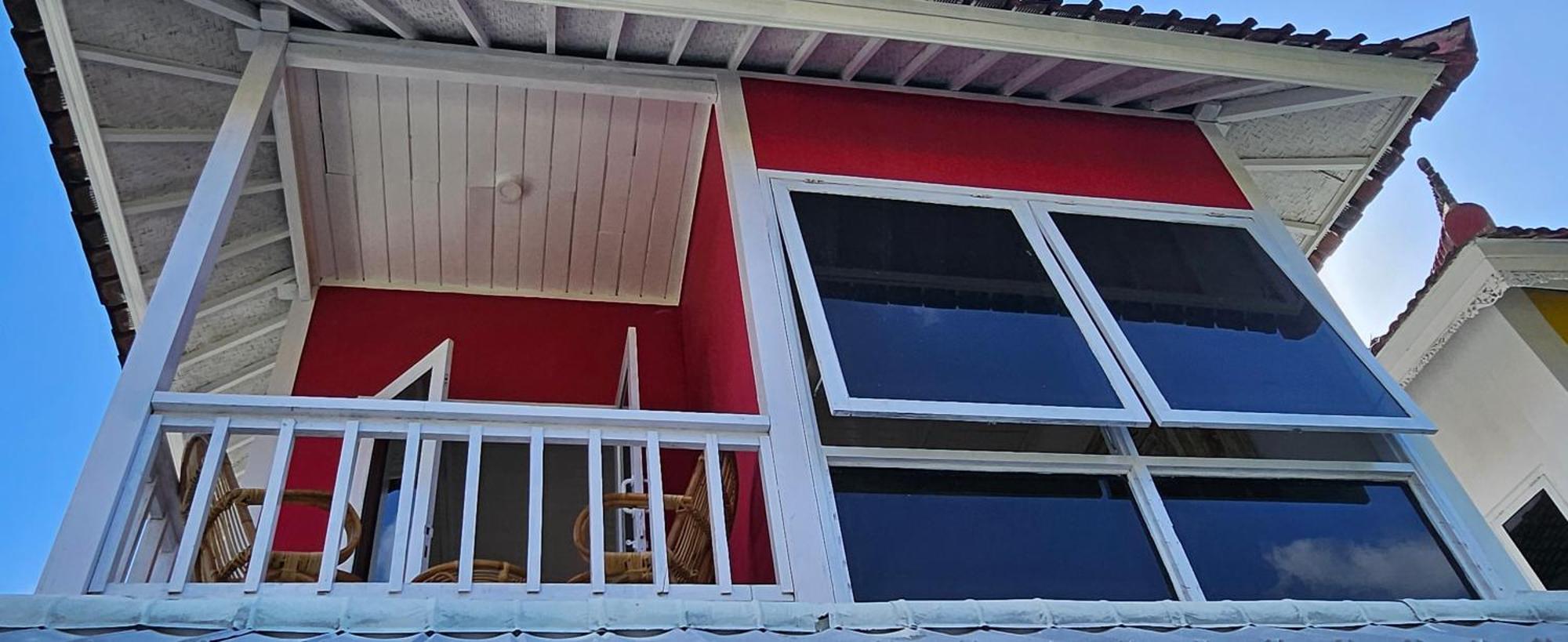 Отель United Colors Of Lembongan Экстерьер фото